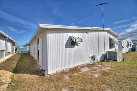 4228 Cedarwood Street Winter Haven FL 33880