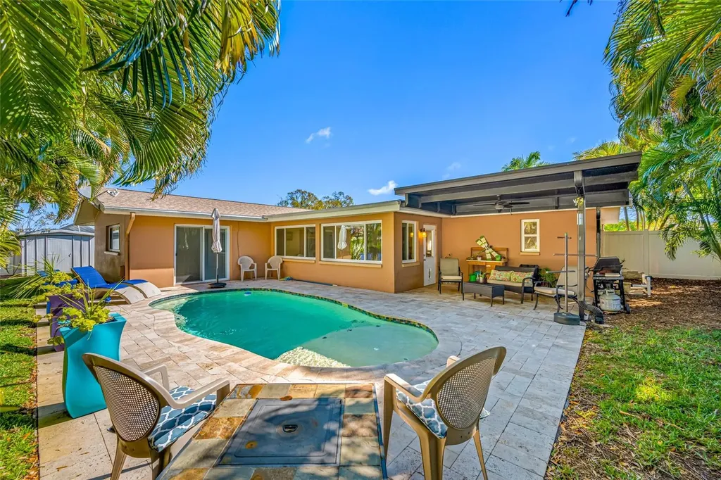 12957 90th Terrace Seminole FL 33776