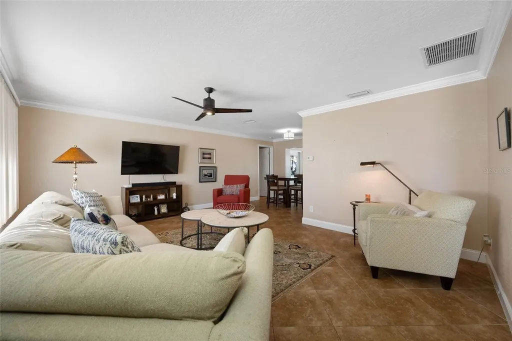 12957 90th Terrace Seminole FL 33776