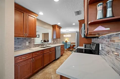 12957 90th Terrace Seminole FL 33776