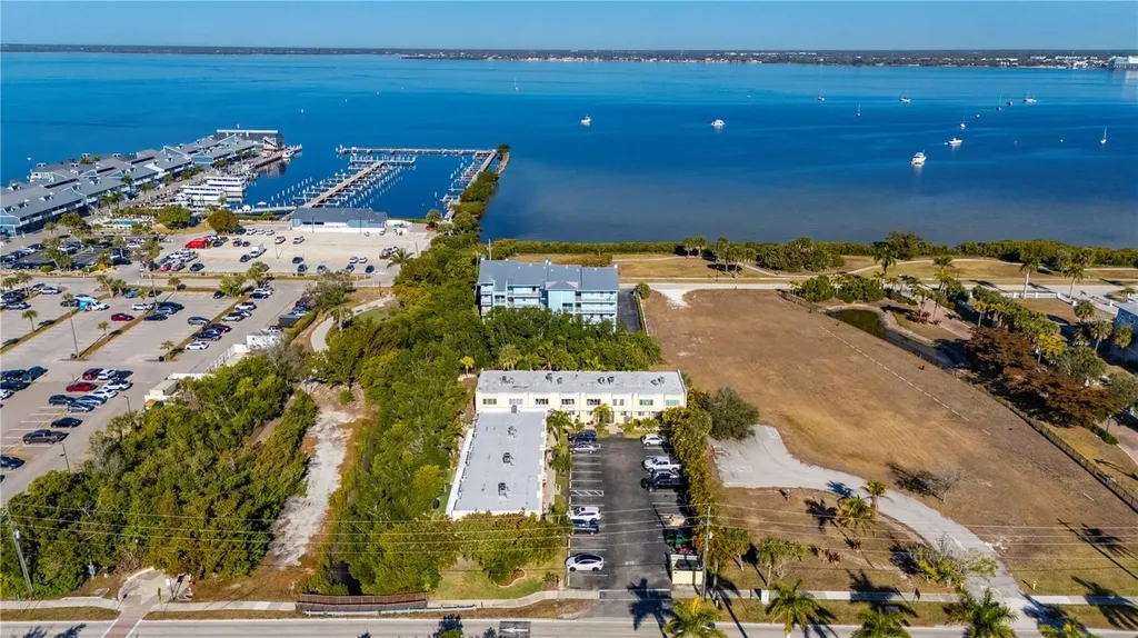 1020 W Marion Avenue Punta Gorda FL 33950