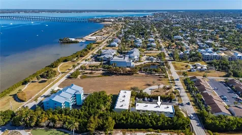 1020 W Marion Avenue Punta Gorda FL 33950