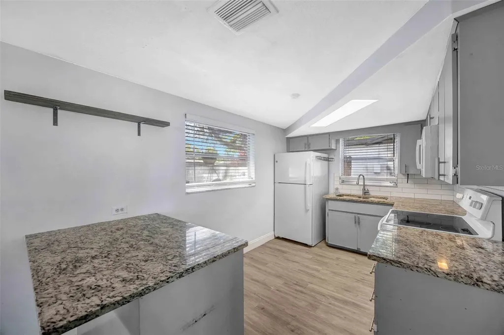 9040 Lunar Lane Port Richey FL 34668