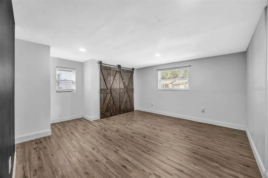 9040 Lunar Lane Port Richey FL 34668