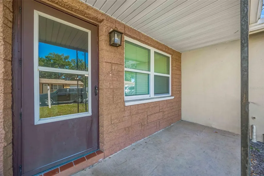 9040 Lunar Lane Port Richey FL 34668