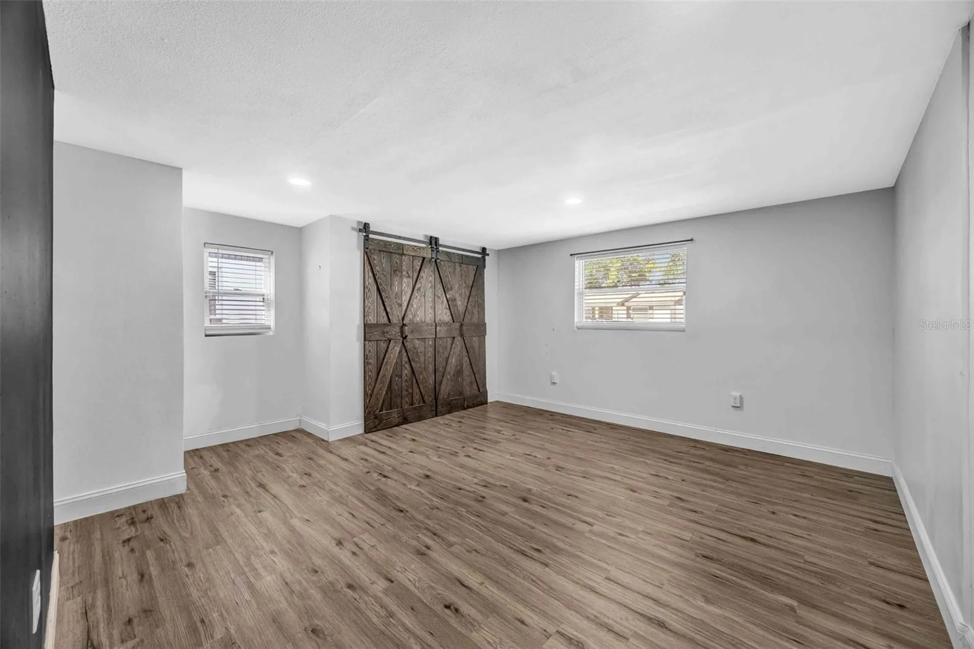 9040 Lunar Lane Port Richey FL 34668