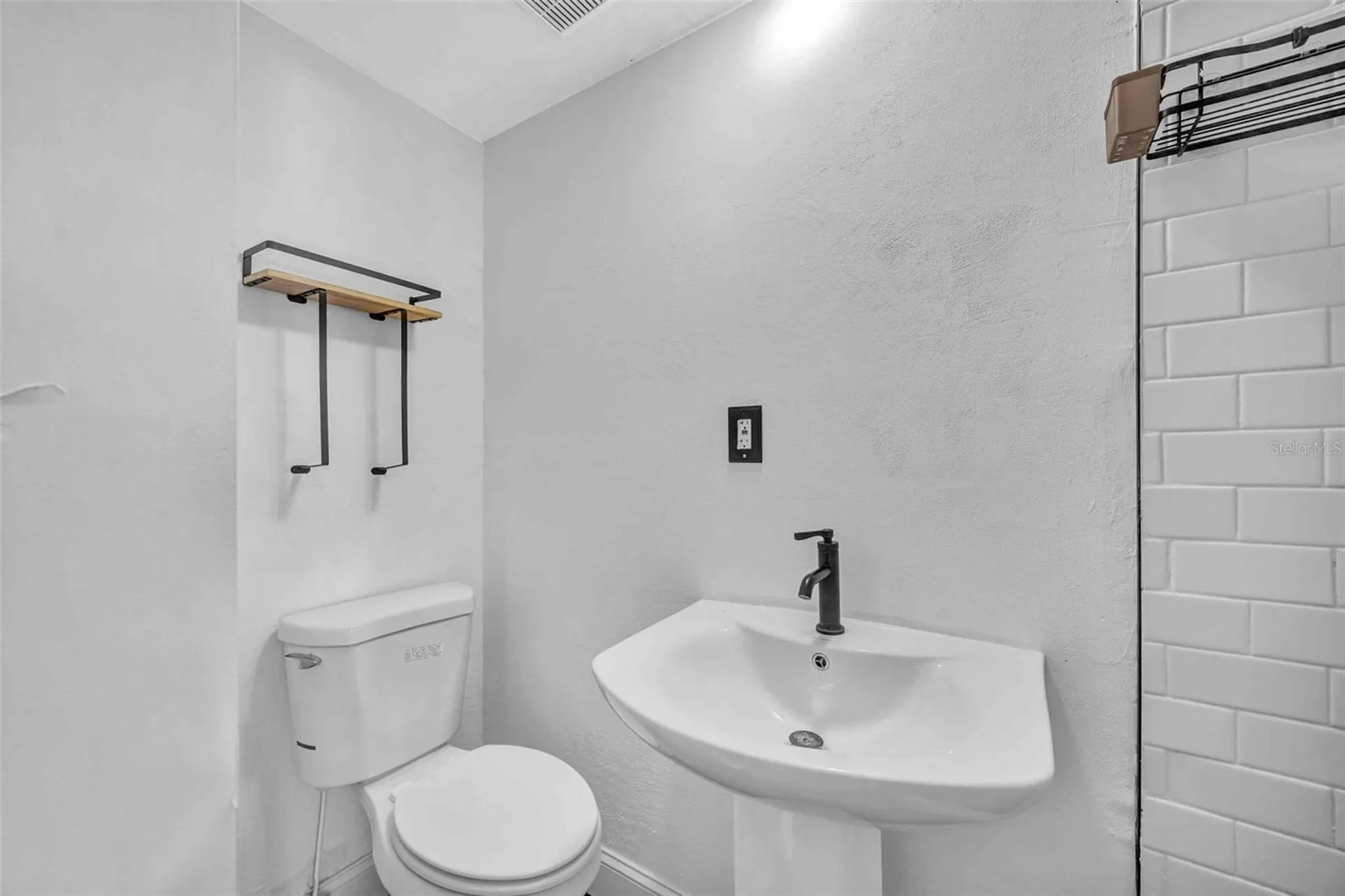 9040 Lunar Lane Port Richey FL 34668