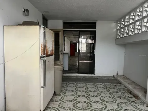 4 Calle Street Bayamon PR 00961