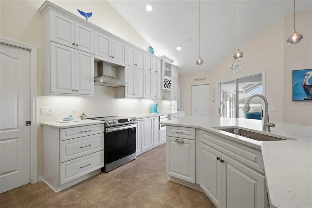 1060 Truman Street Nokomis FL 34275