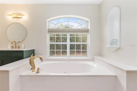 11121 NW 15th Place Gainesville FL 32606