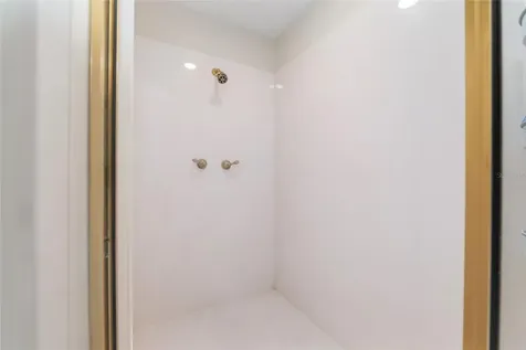 11121 NW 15th Place Gainesville FL 32606