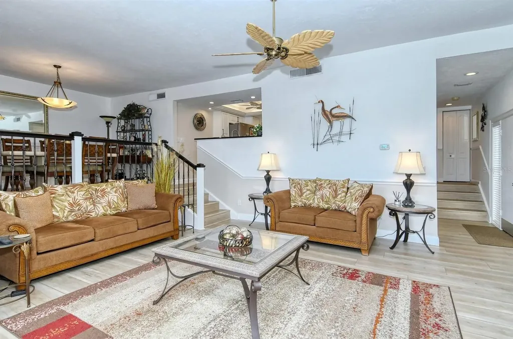 6047 E Peppertree Way Sarasota FL 34242