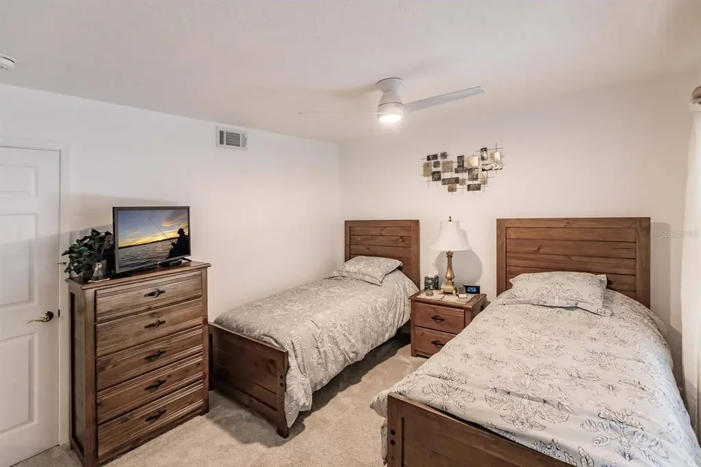 6047 E Peppertree Way Sarasota FL 34242
