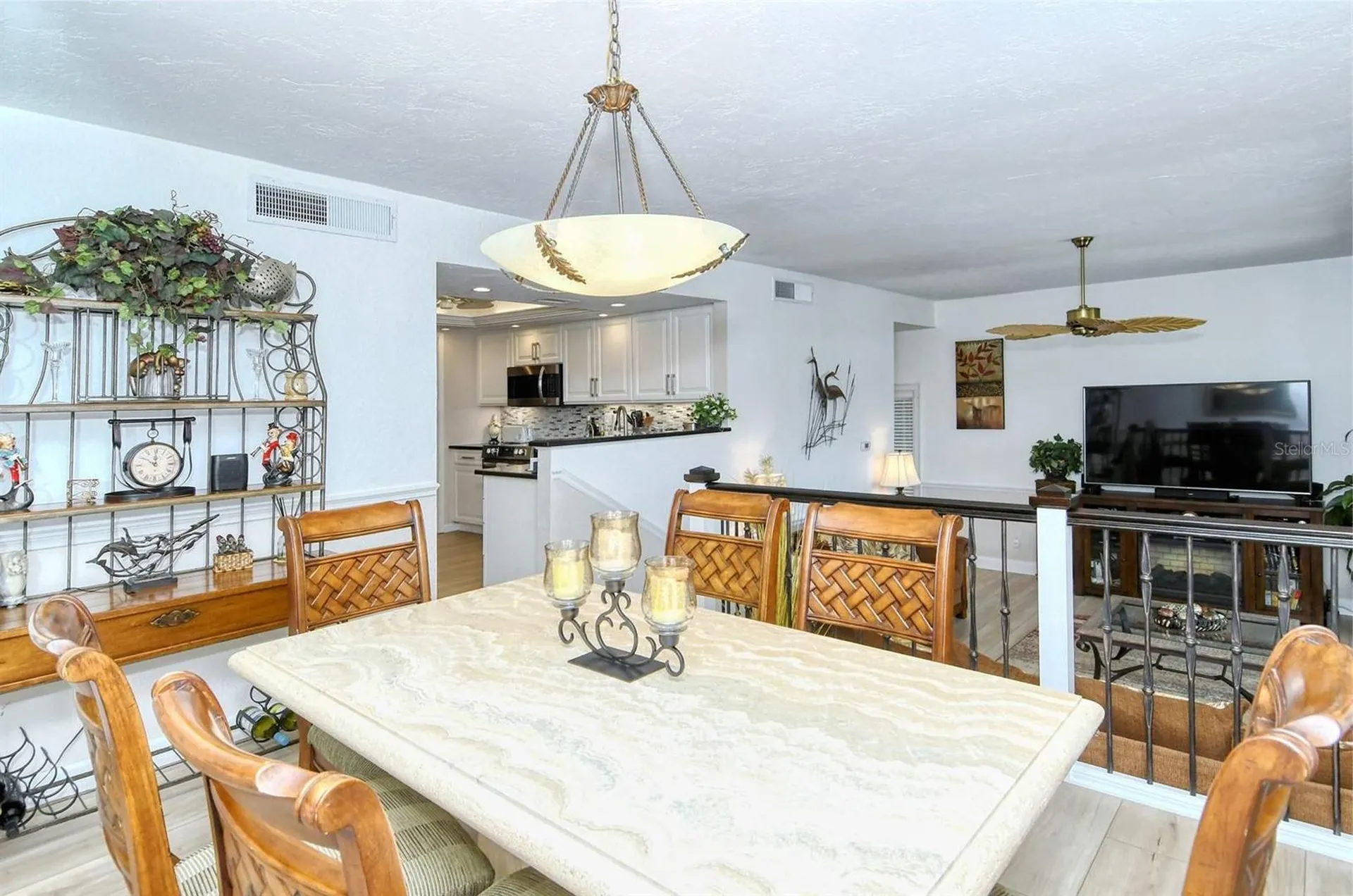 6047 E Peppertree Way Sarasota FL 34242