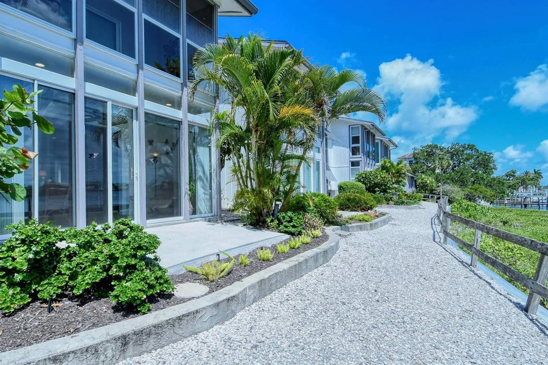 6047 E Peppertree Way Sarasota FL 34242