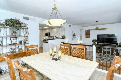 6047 E Peppertree Way Sarasota FL 34242