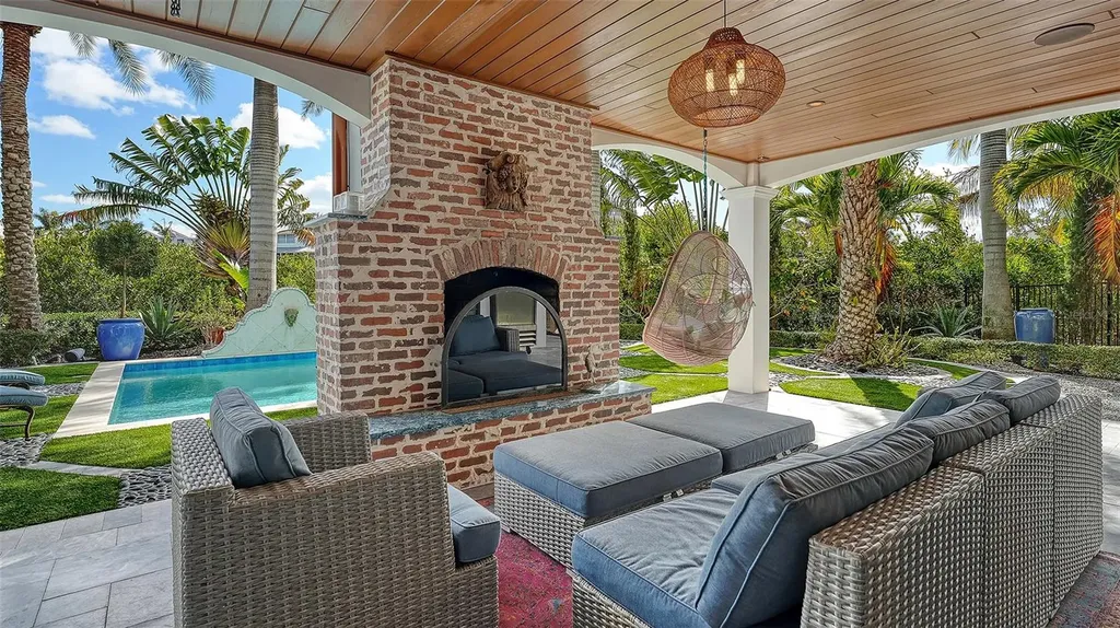 513 Villa Rosa Way Anna Maria FL 34216