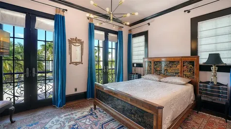 513 Villa Rosa Way Anna Maria FL 34216