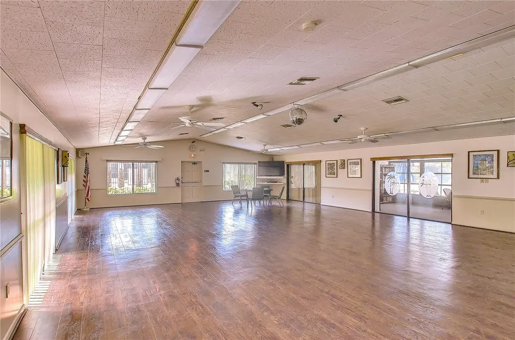 3161 Lake Pine Way S Tarpon Springs FL 34688