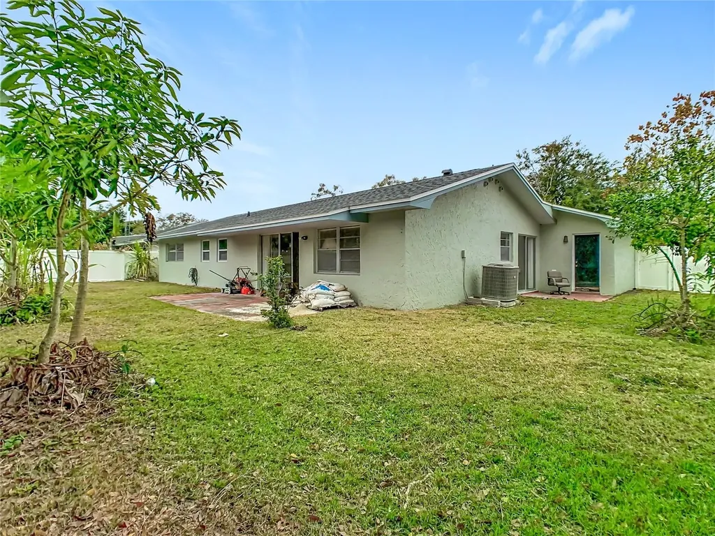 1818 Irlo Drive Kissimmee FL 34741