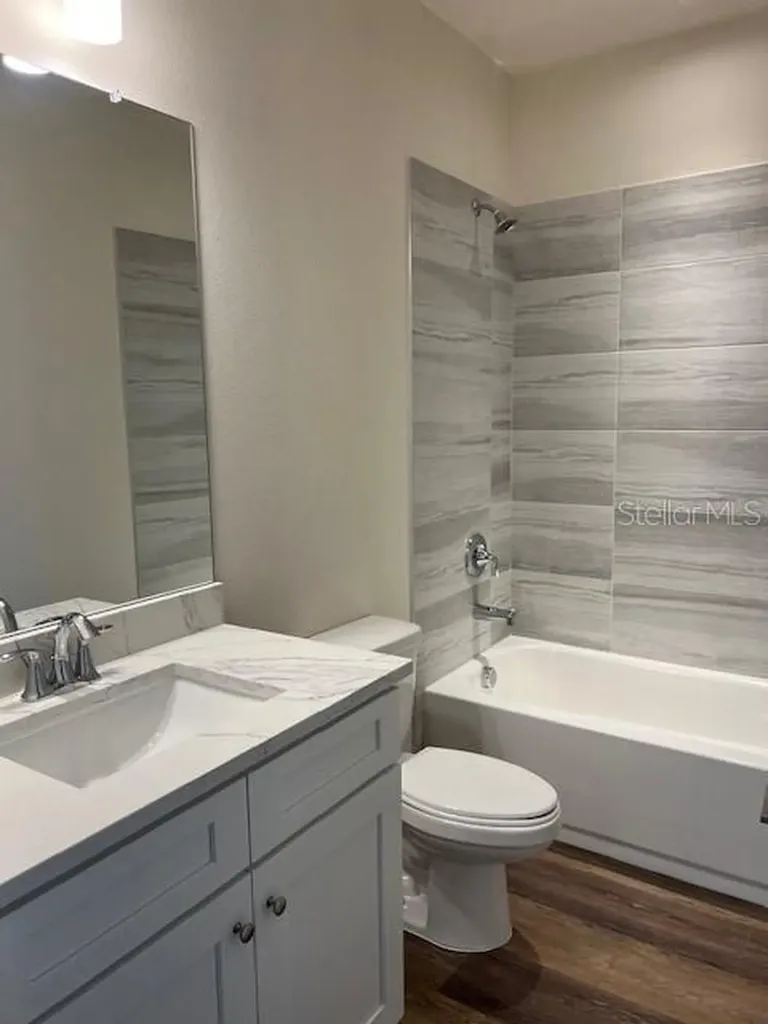 5721 Desert Rose Place Tampa FL 33615