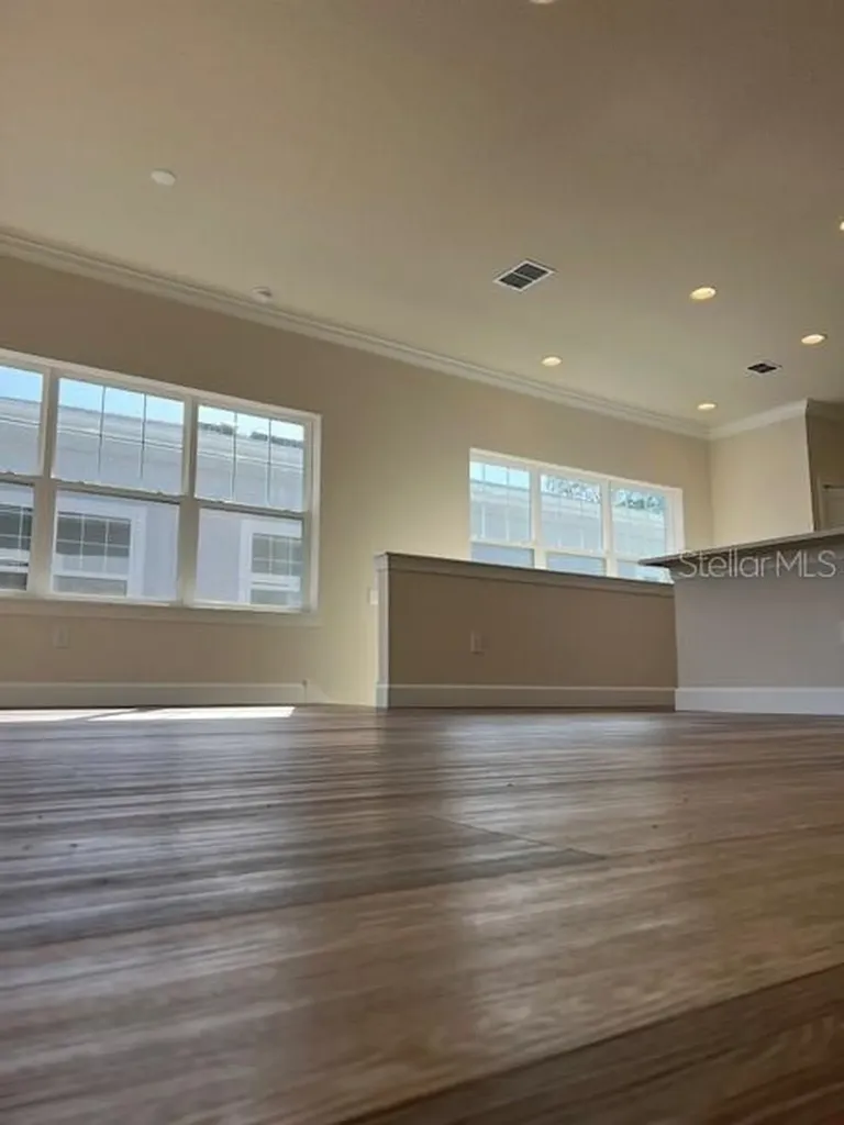 5721 Desert Rose Place Tampa FL 33615