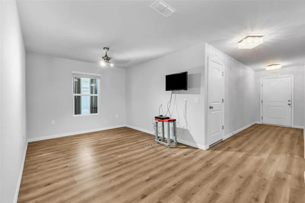 22050 Seaton Avenue Port Charlotte FL 33954