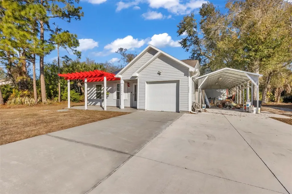 22050 Seaton Avenue Port Charlotte FL 33954
