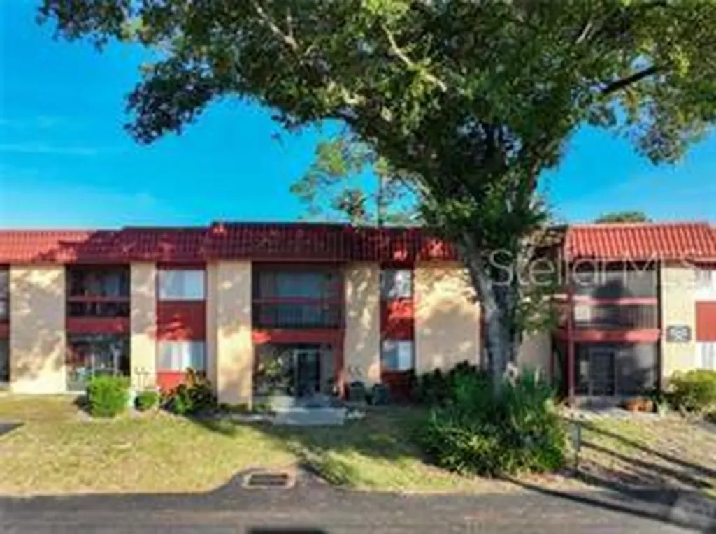 2860 N Powers Drive Orlando FL 32818