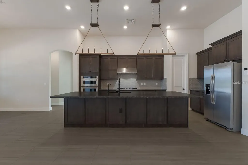 712 Sigsbee Loop Sarasota FL 34240