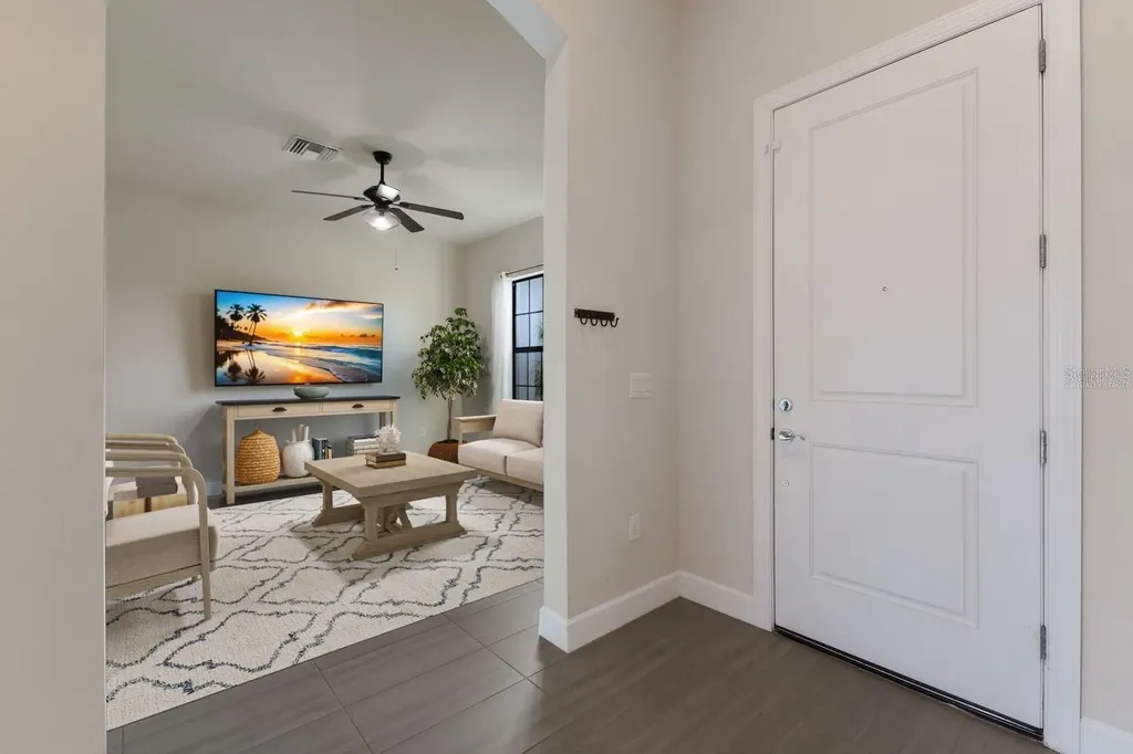 712 Sigsbee Loop Sarasota FL 34240