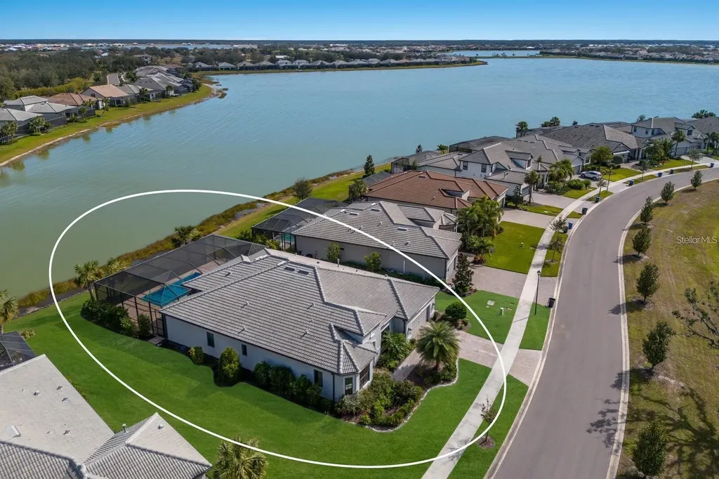 712 Sigsbee Loop Sarasota FL 34240