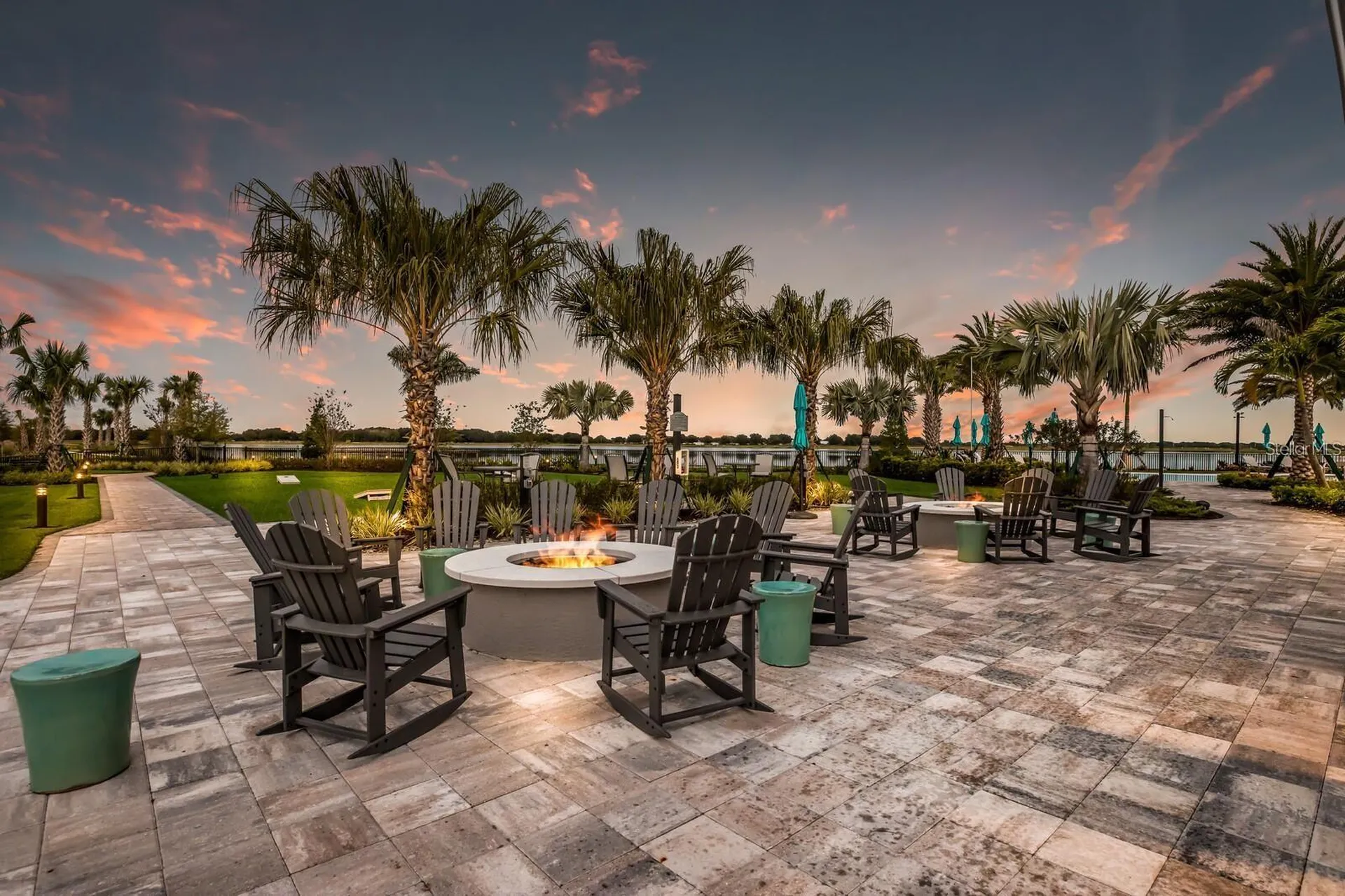 712 Sigsbee Loop Sarasota FL 34240