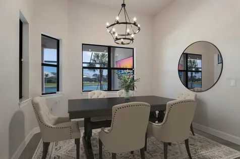 712 Sigsbee Loop Sarasota FL 34240