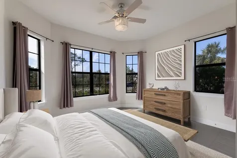 712 Sigsbee Loop Sarasota FL 34240