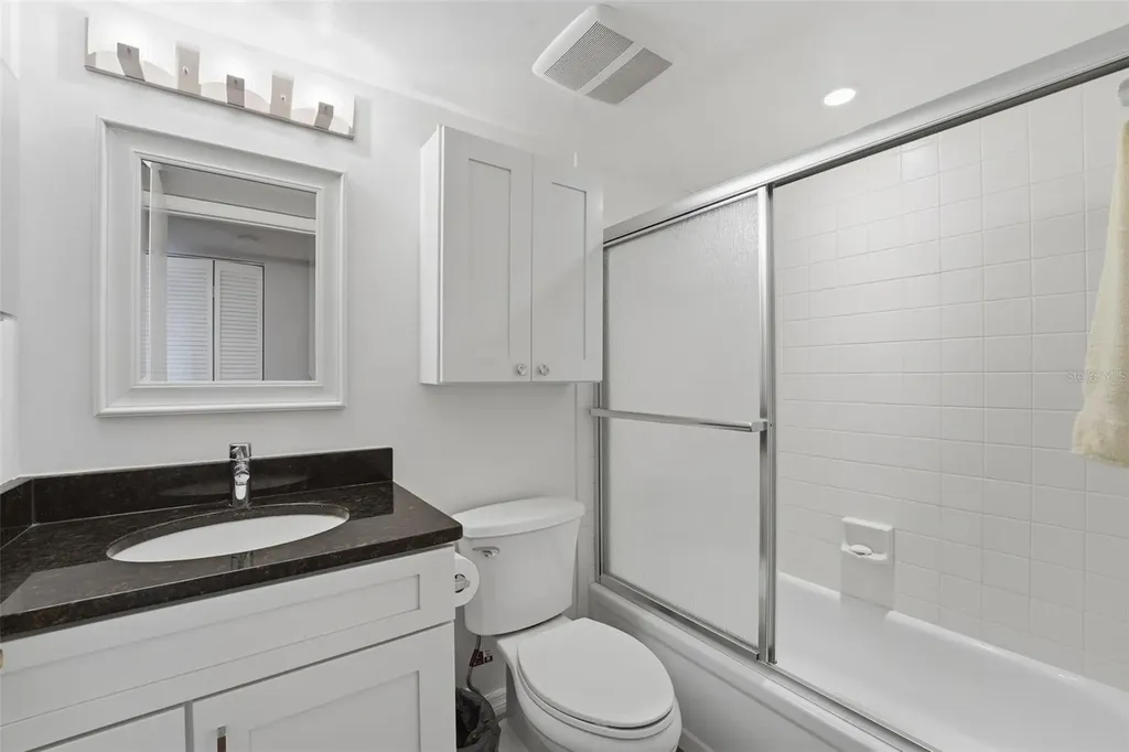 437 Cerromar Lane Venice FL 34293