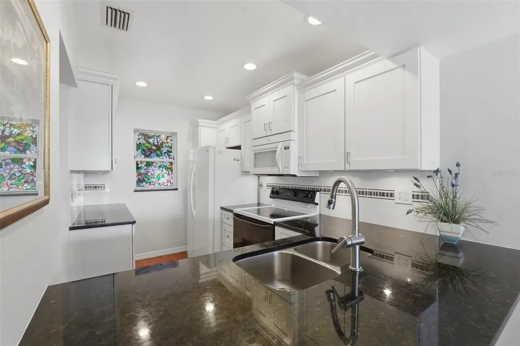 437 Cerromar Lane Venice FL 34293