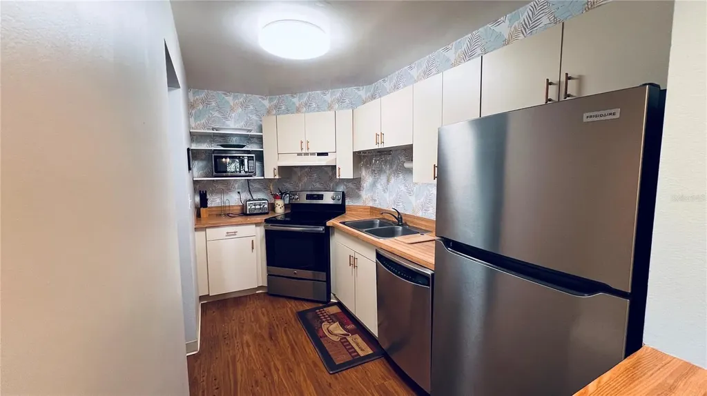 1515 Pinellas Bayway S Tierra Verde FL 33715