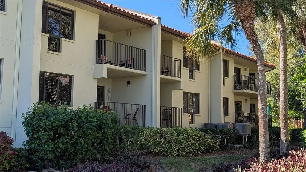 1515 Pinellas Bayway S Tierra Verde FL 33715
