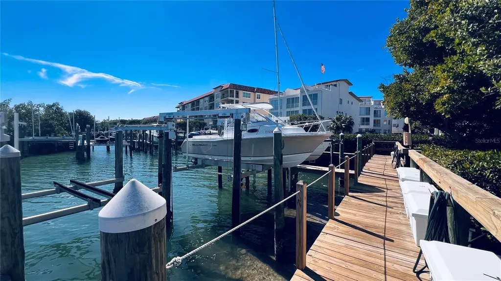 1515 Pinellas Bayway S Tierra Verde FL 33715