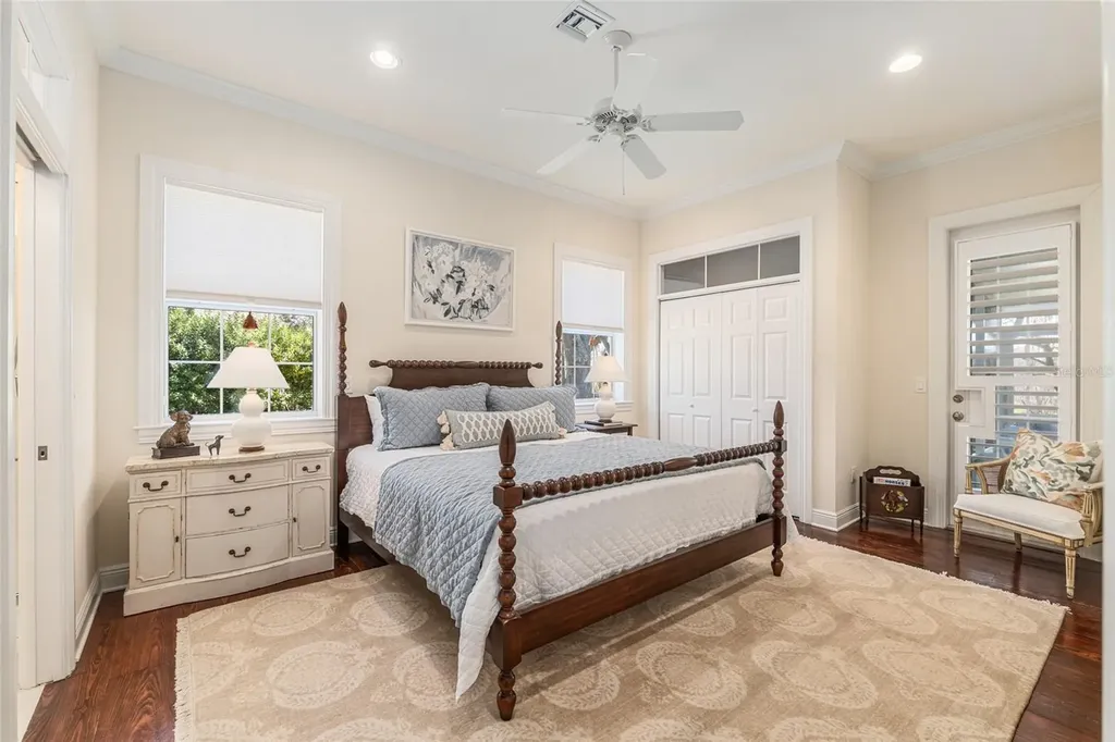33 Lake Wood Circle Ocala FL 34482