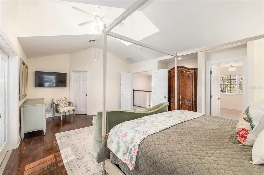 33 Lake Wood Circle Ocala FL 34482