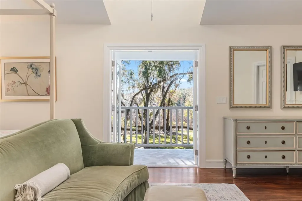 33 Lake Wood Circle Ocala FL 34482