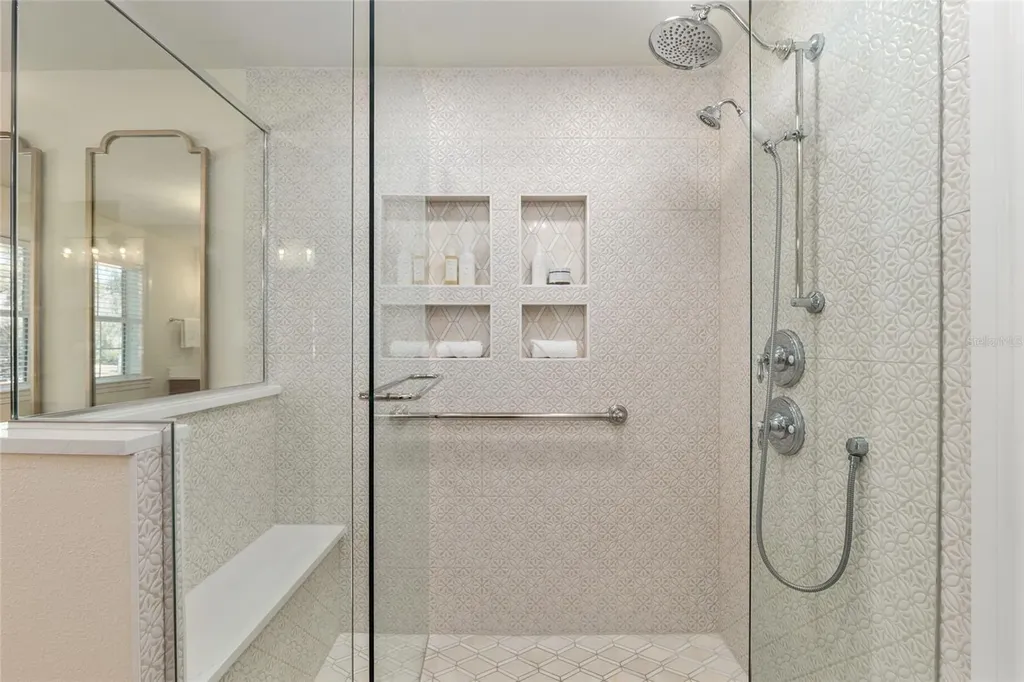 33 Lake Wood Circle Ocala FL 34482