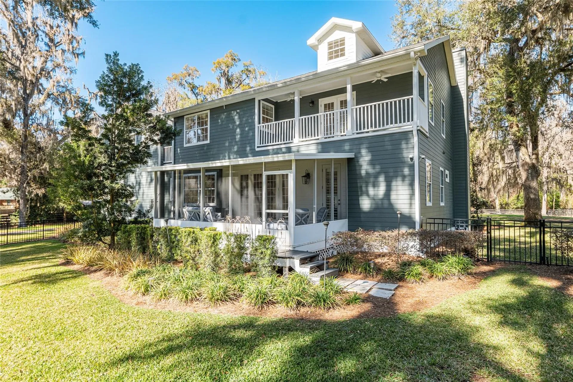 33 Lake Wood Circle Ocala FL 34482