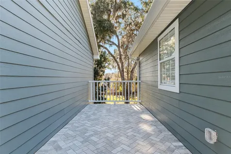 33 Lake Wood Circle Ocala FL 34482
