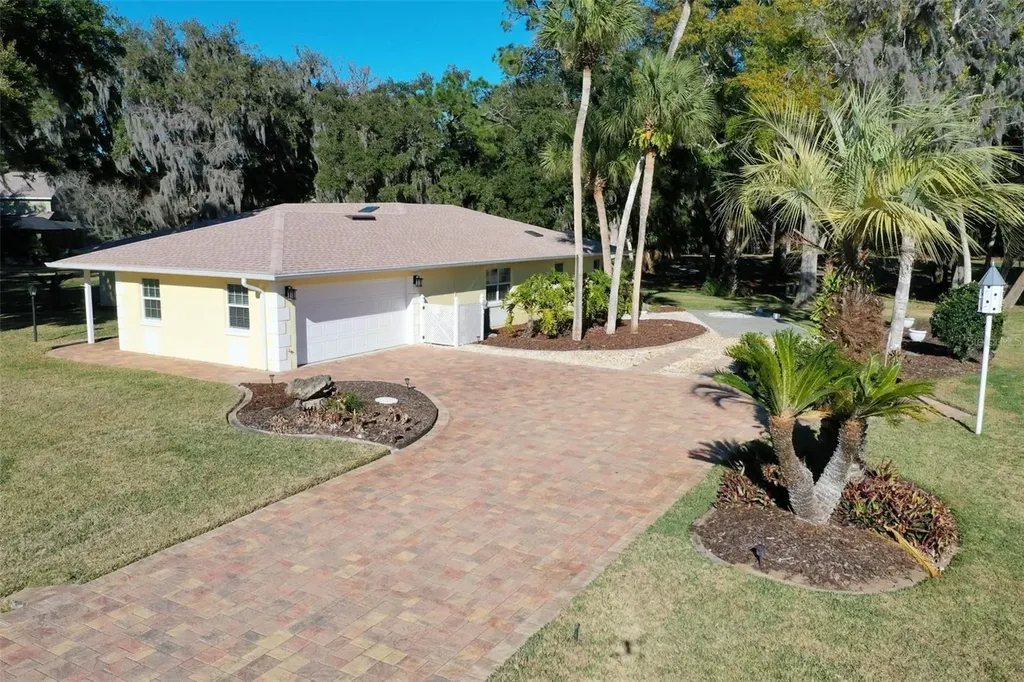 8 Cole Place Palm Coast FL 32137