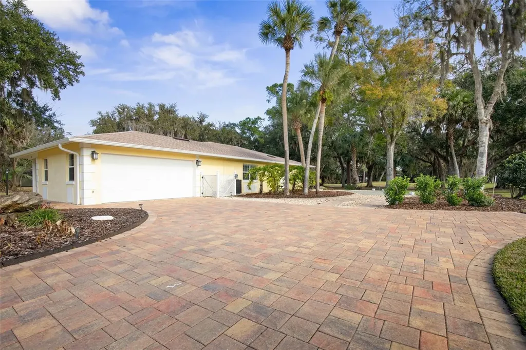 8 Cole Place Palm Coast FL 32137