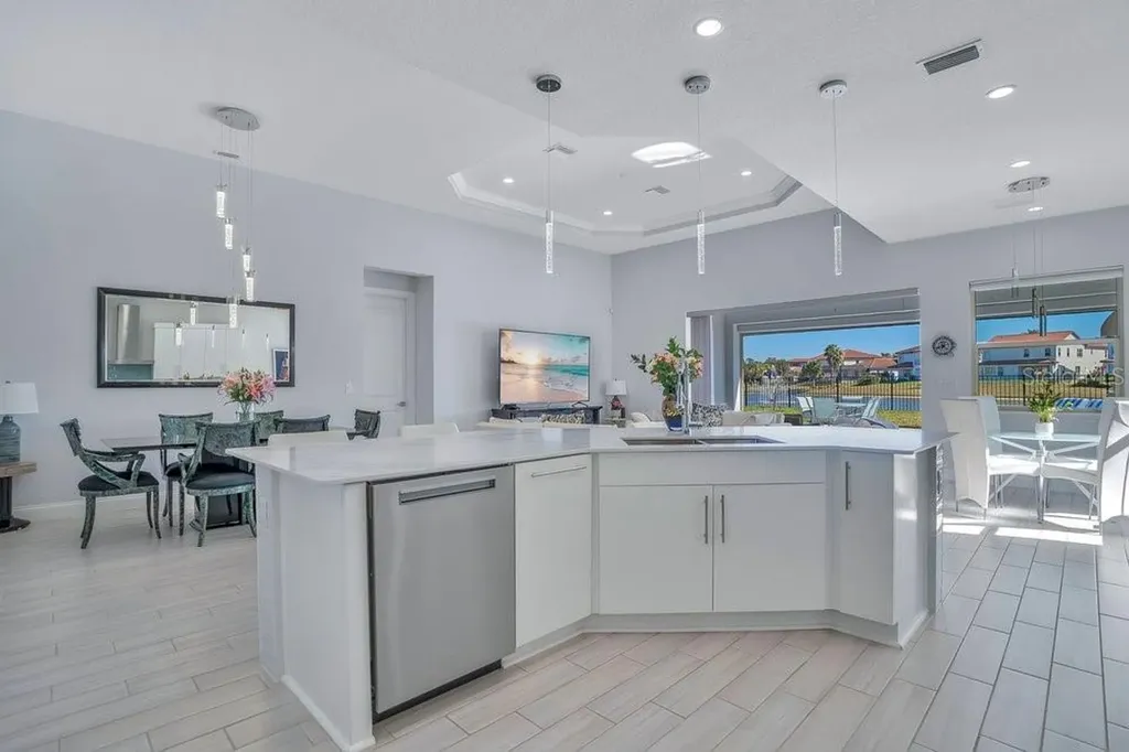 10481 Royal Cypress Way Orlando FL 32836