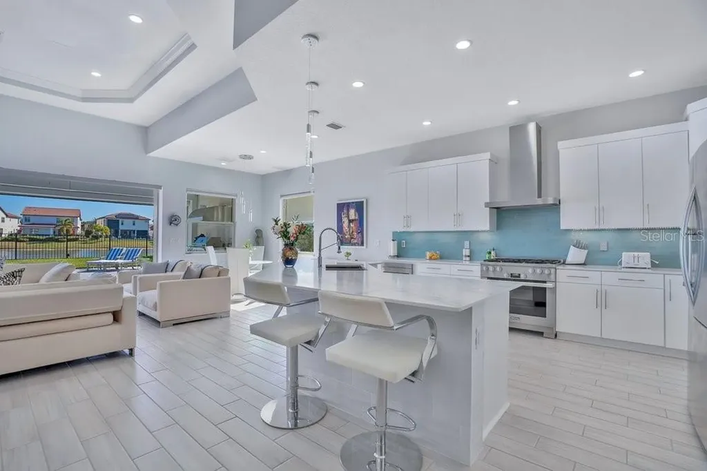 10481 Royal Cypress Way Orlando FL 32836